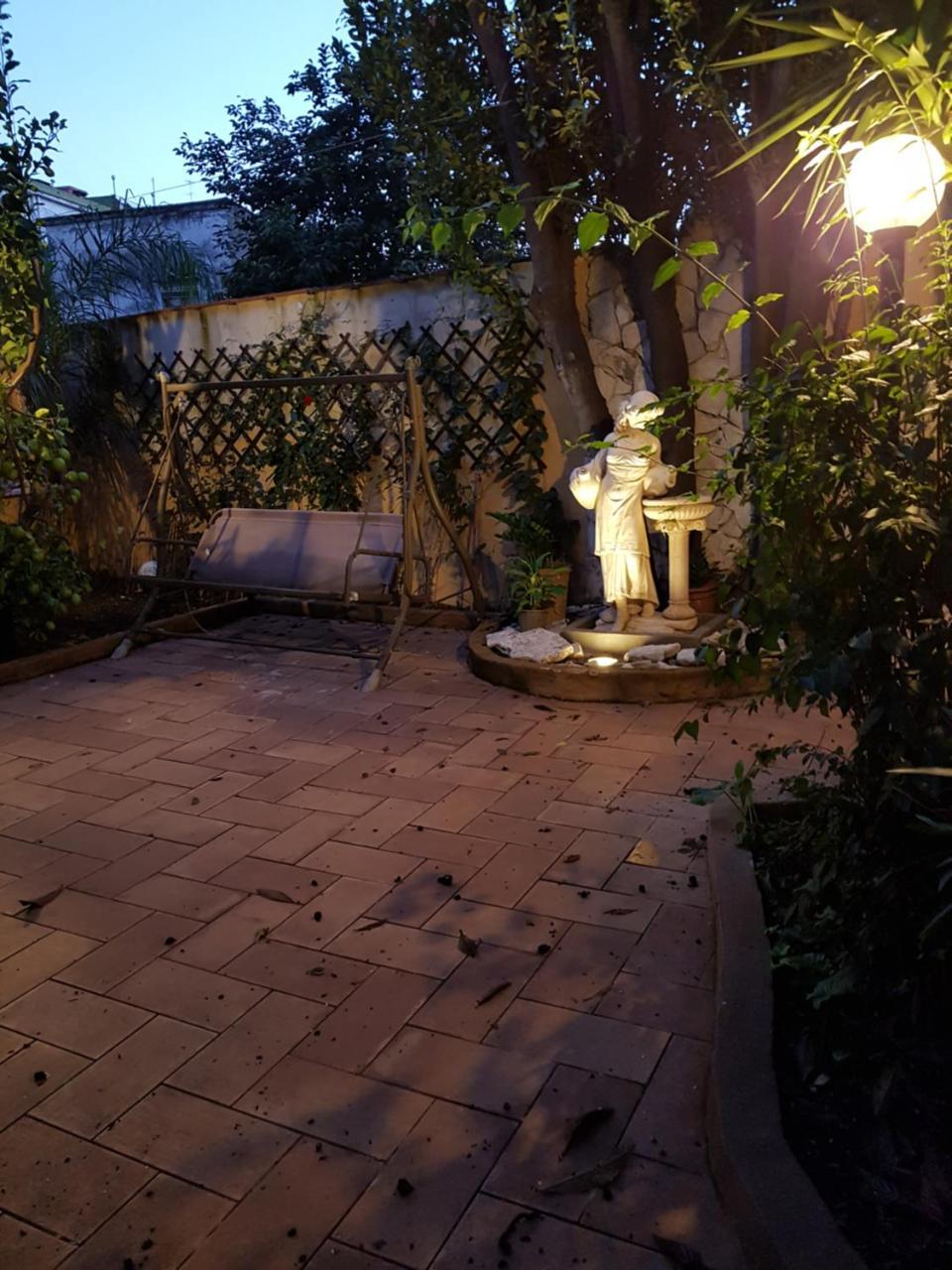 Bed and Breakfast Il Giardino Di Daphne Neapel Exterior foto